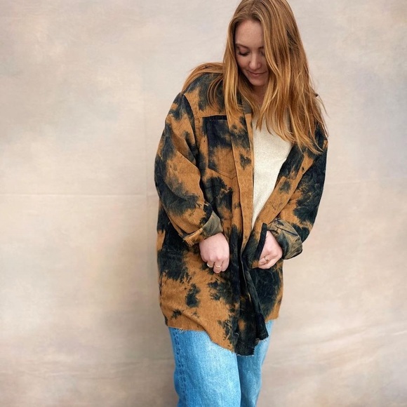 Oversized Corduroy Shacket! - Picture 5 of 6